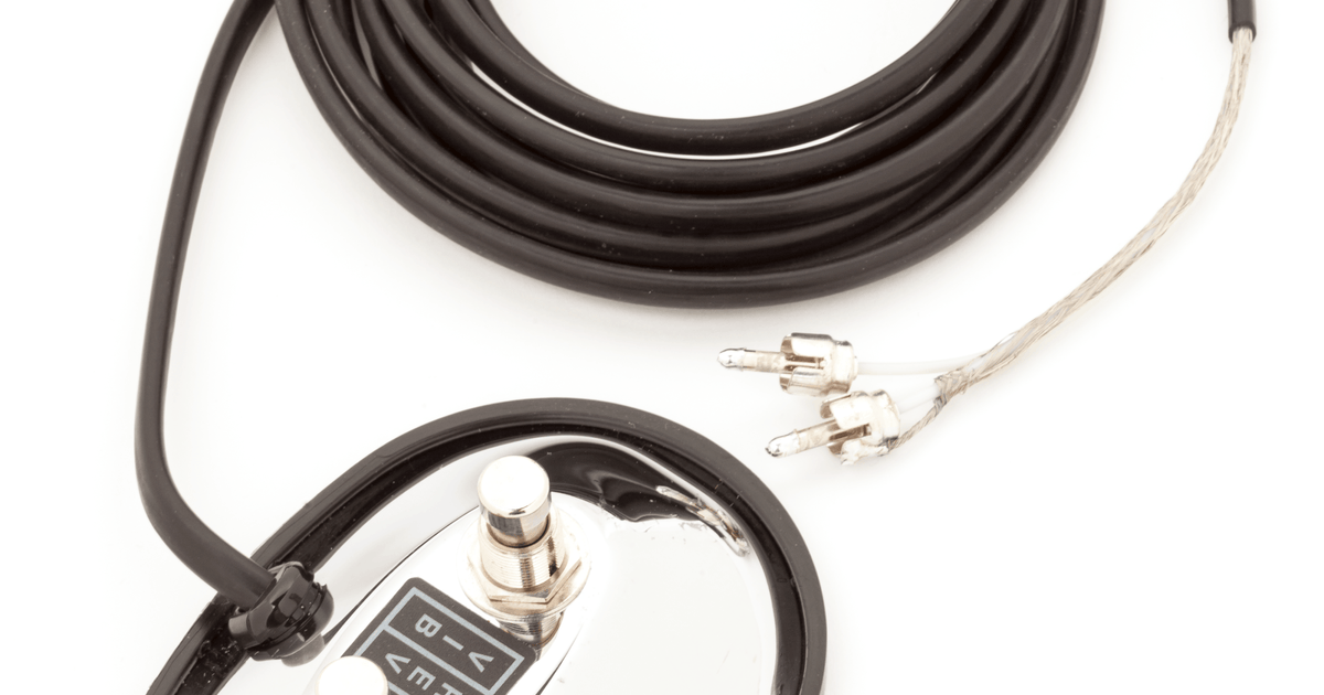 2-Button Vintage-Style Footswitch (RCA Jacks) – Fender